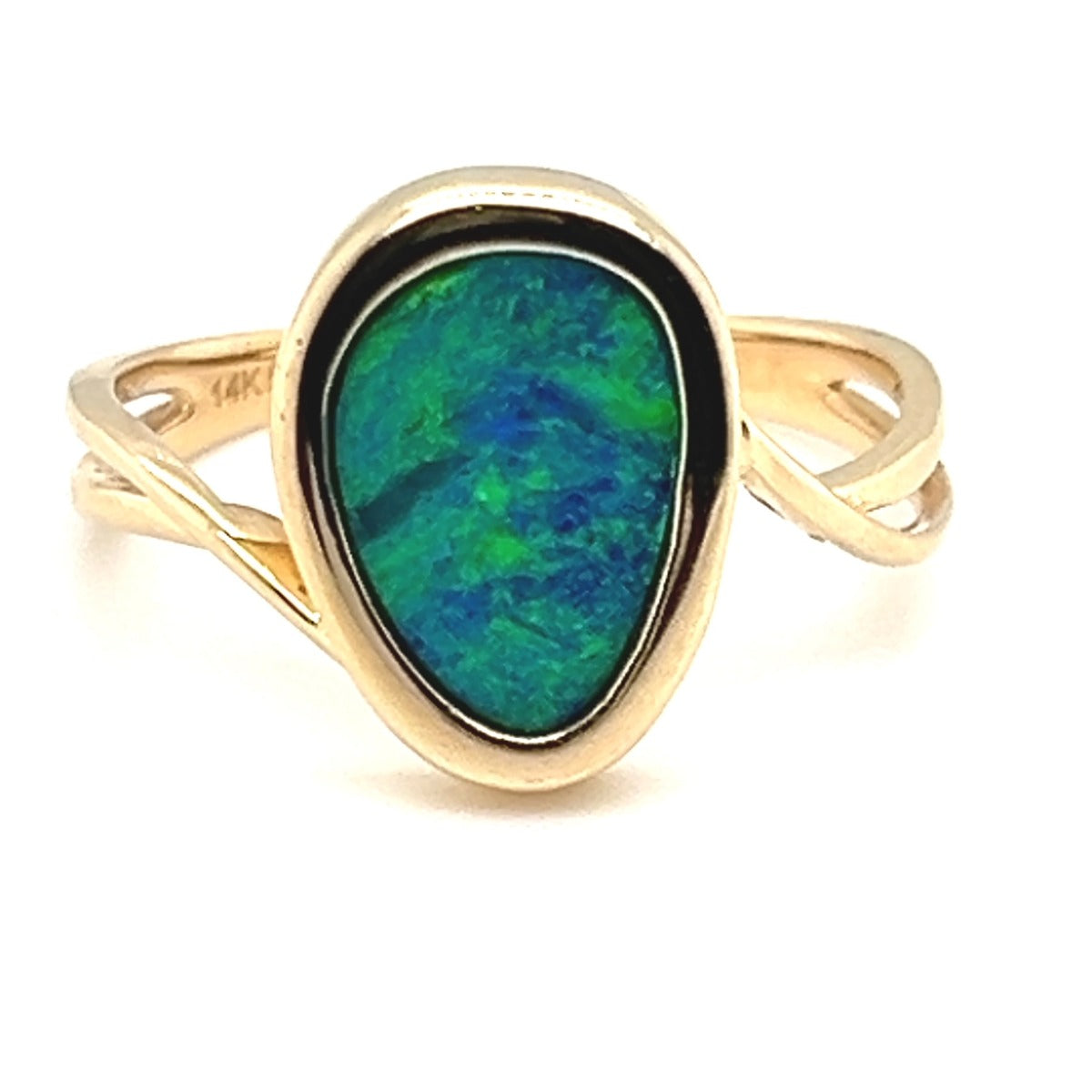 14ct Yellow Gold Doublet Opal Ring (dr797)