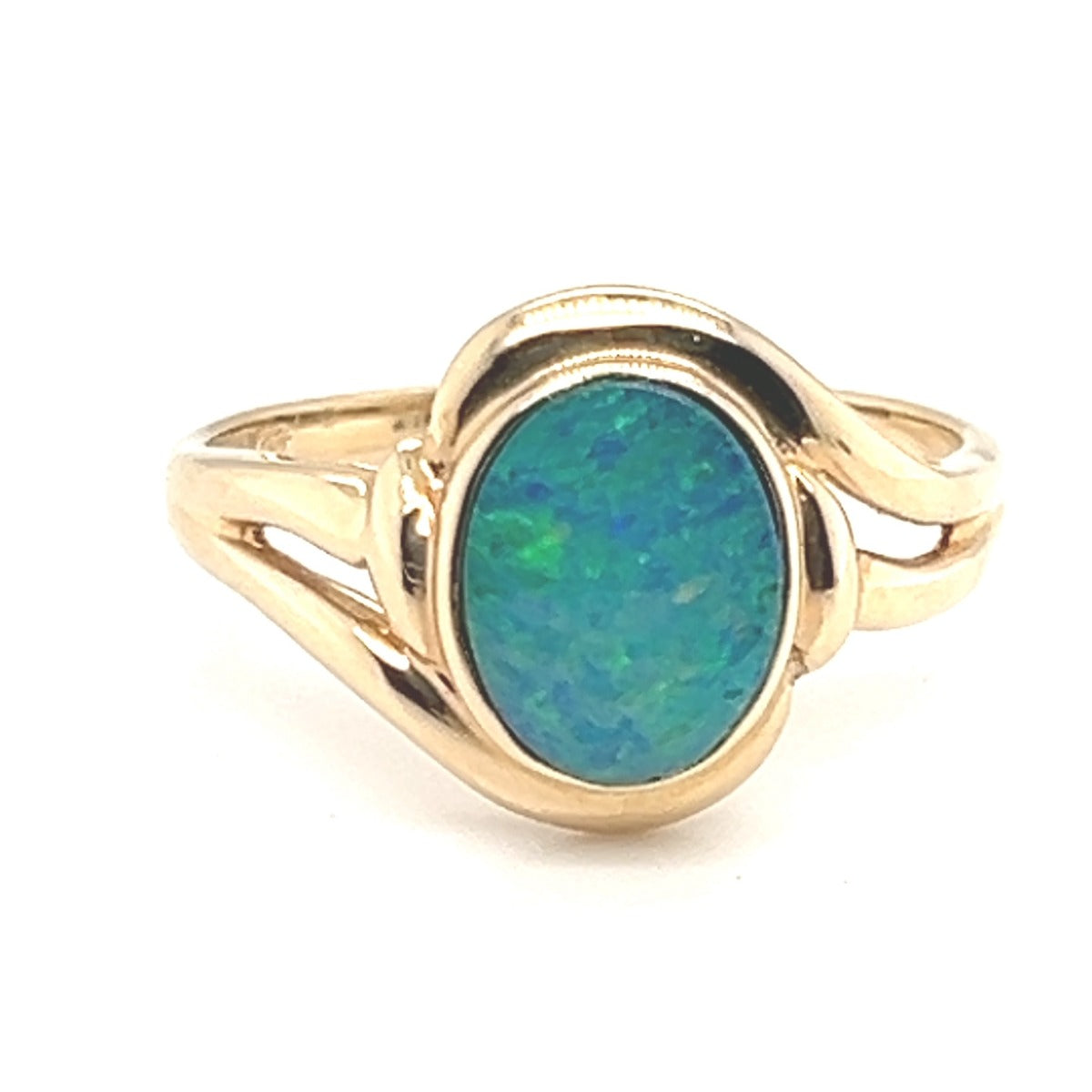 Doublet opal set in 14ct  gold ring (dr3757)