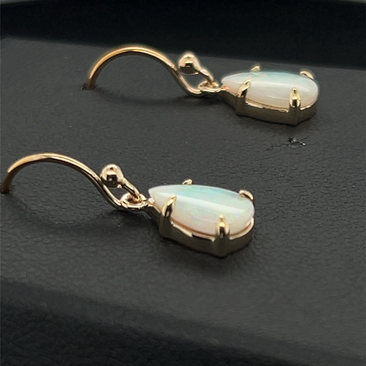 9ct Gold Solid Opal Earrings (sear4)