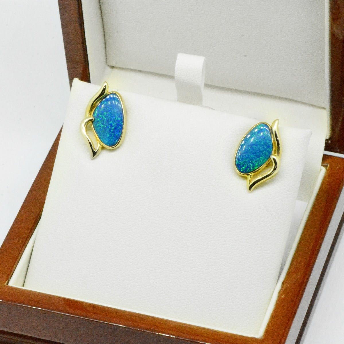 14ct Doublet Opal Gold Earrings (de7200)