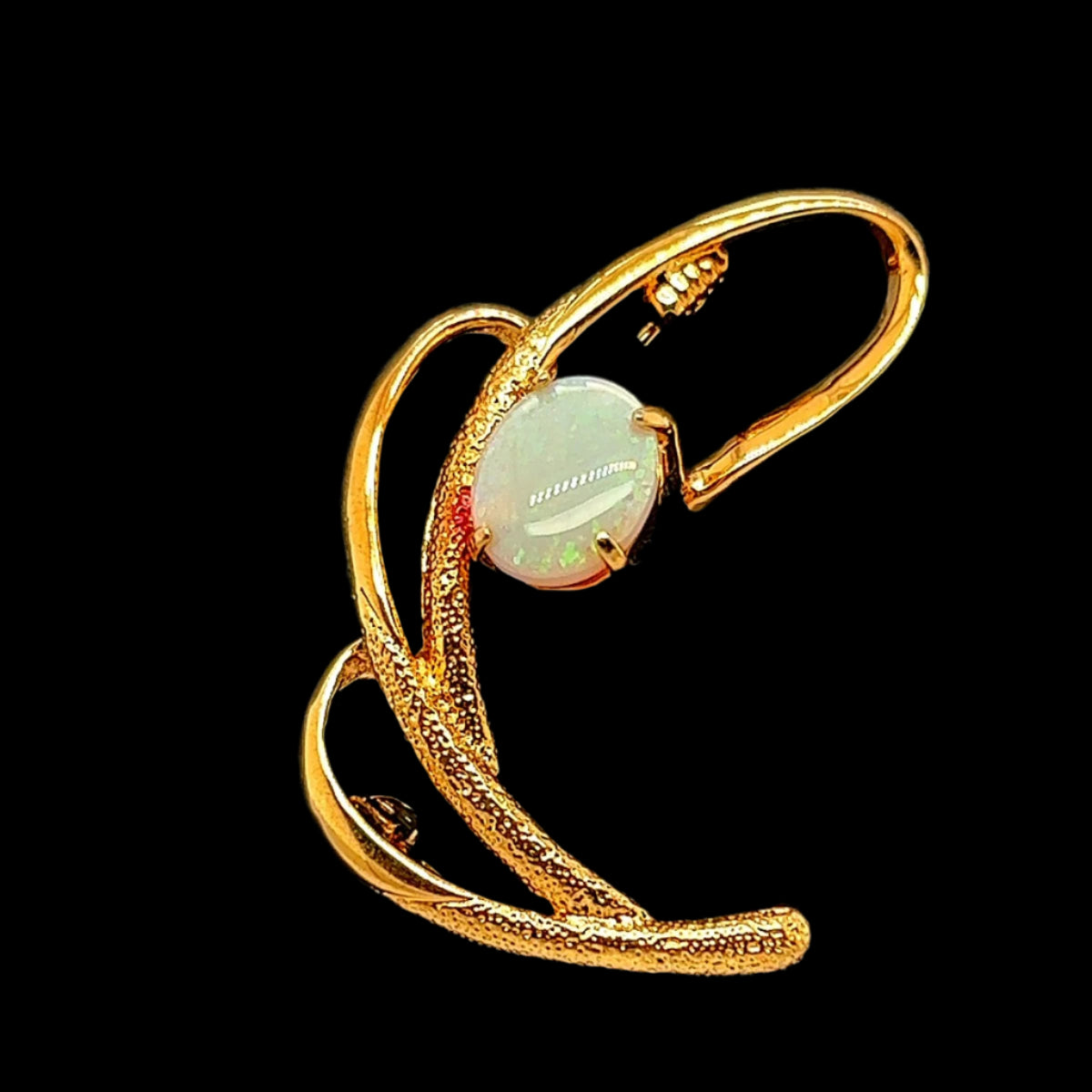 Gold plated Solid Opal Brooch (gpsbro500)