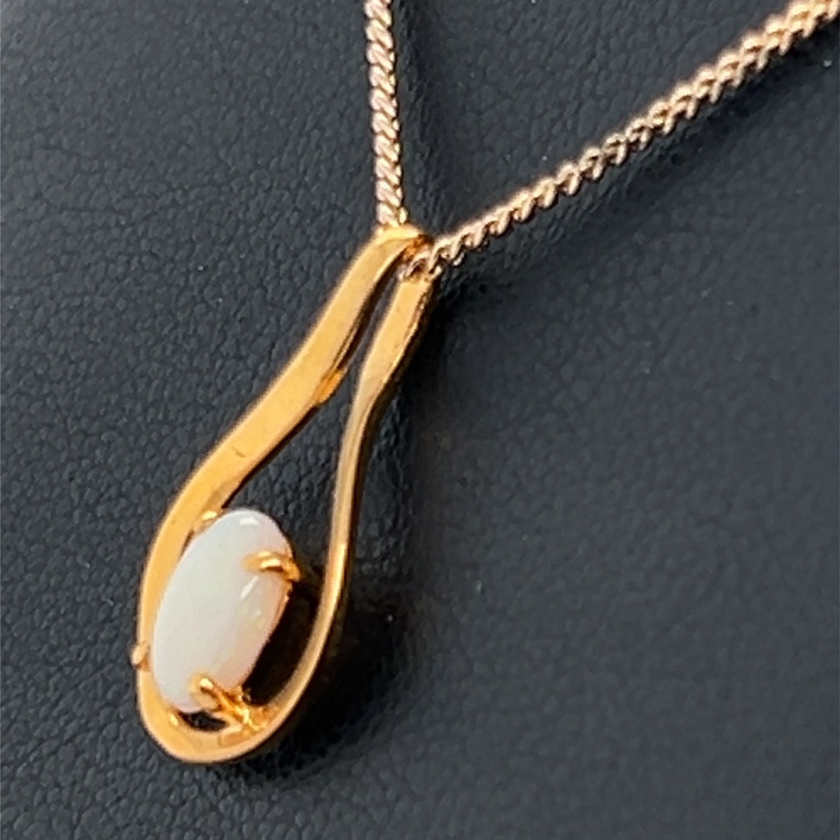 Gold Plated Sterling Silver Solid Opal Pendant (gpsp101)