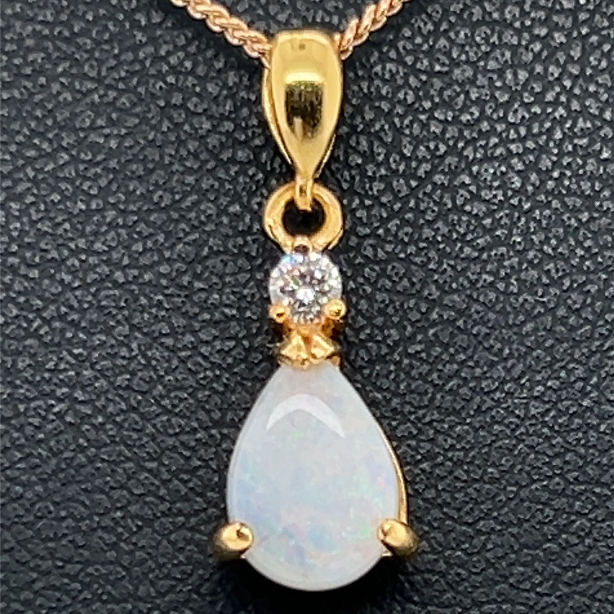 GOLD PLATED SOLID TEAR DROP SHAPED OPAL PENDANT 10mmx7mm