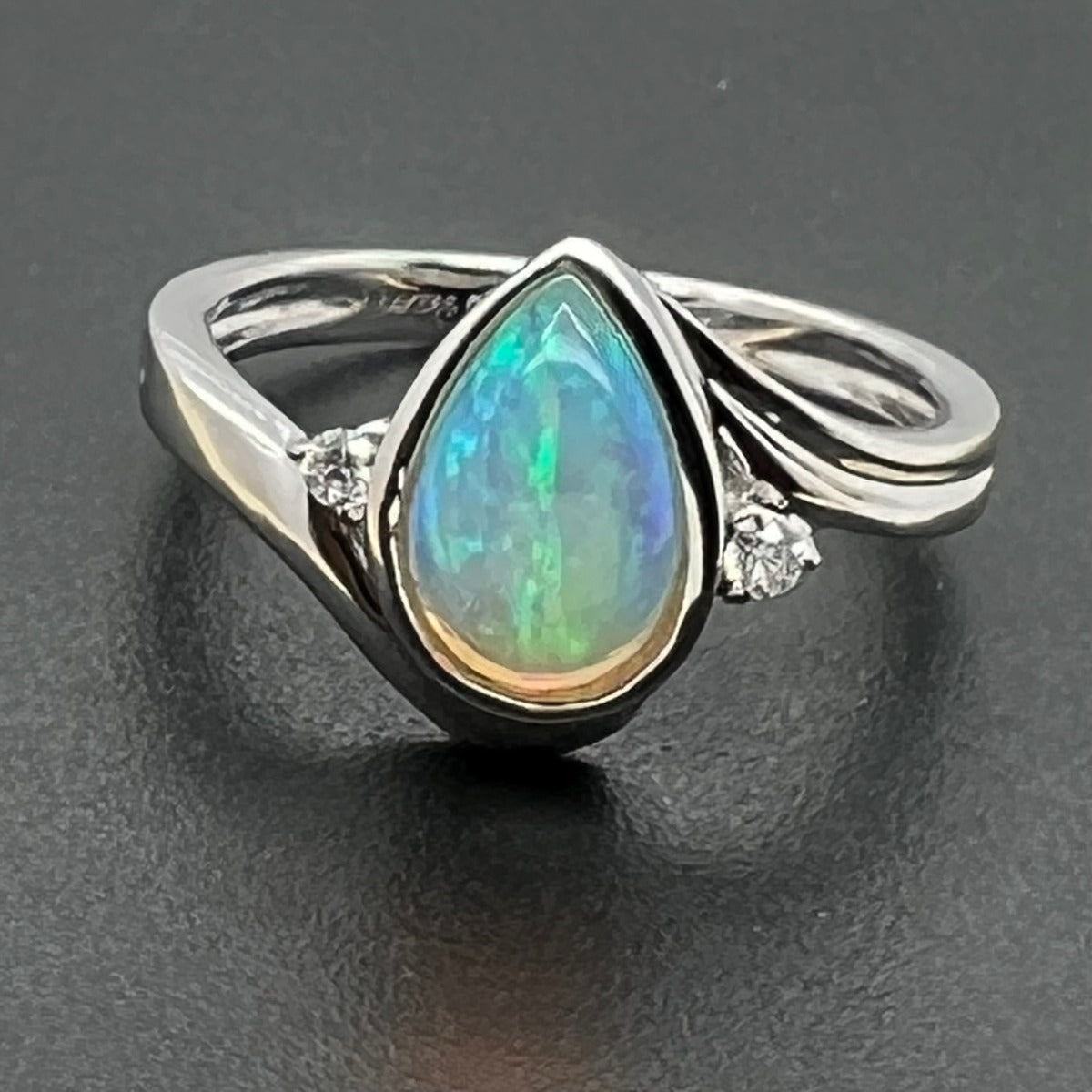 14ct White Gold Solid Opal Ring (sr2020)