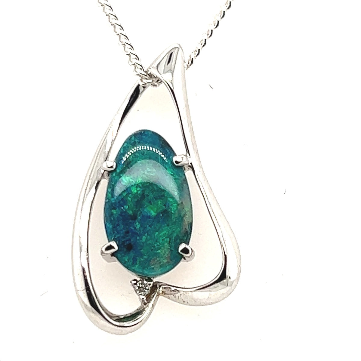 14ct White Gold Black Opal pendant (sbp21)