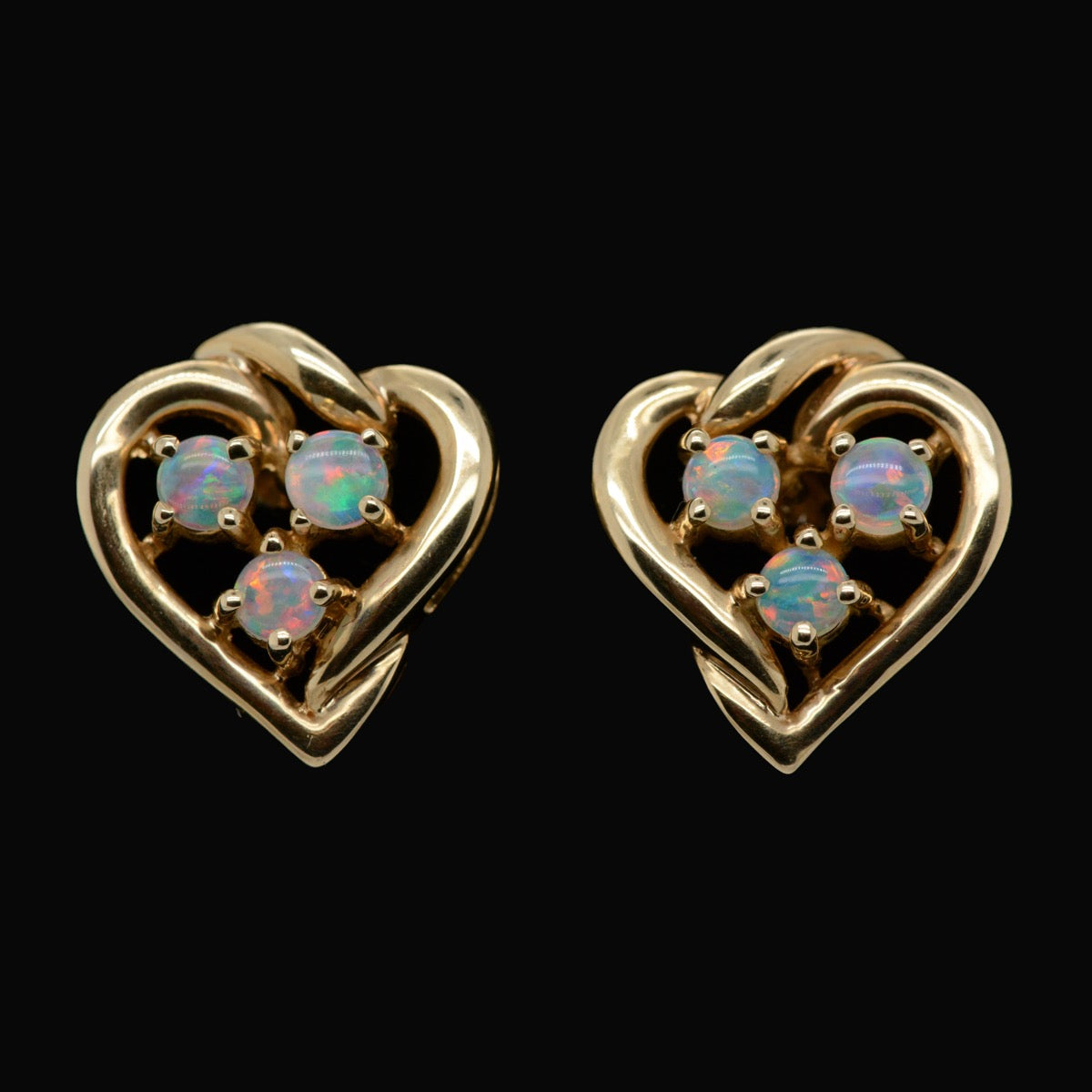 14ct Crystal Opal Heart Earrings