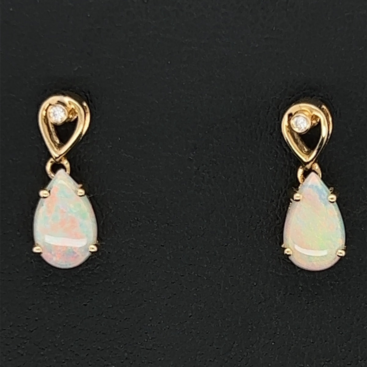 14ct Yellow Gold Solid Opal Earrings (se424)