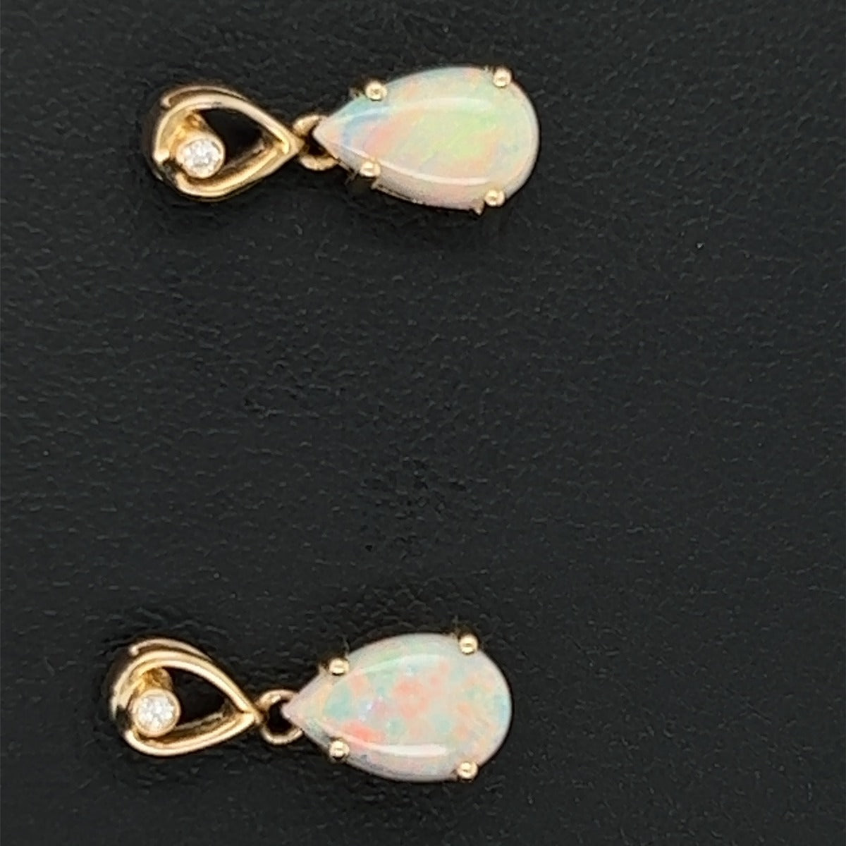 14ct Yellow Gold Solid Opal Earrings (se424)