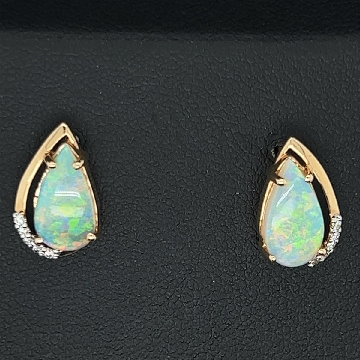 14ct Yellow Gold Solid Opal Earrings (se5105)