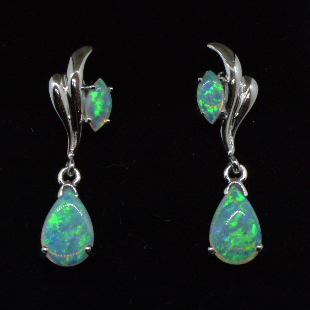 Opal earrings set 14ct White Gold (se5487)