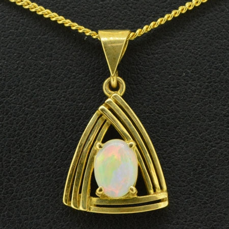 18ct Yellow Gold Solid Opal Pendant (sp446)