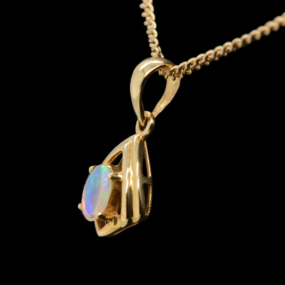 18ct Yellow Gold Solid Opal Pendant (sp443)