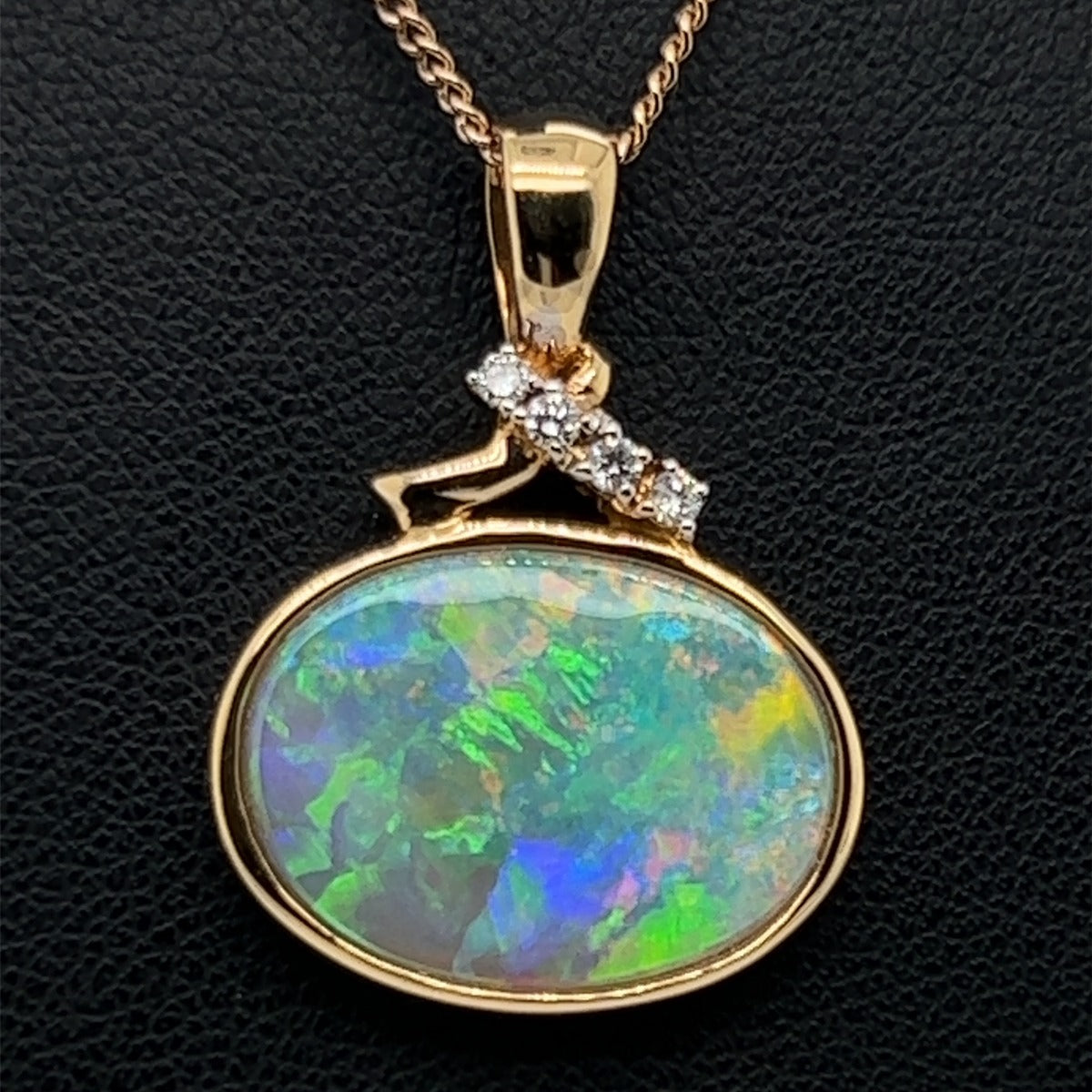 18ct Gold Black Opal Pendant (sp802)