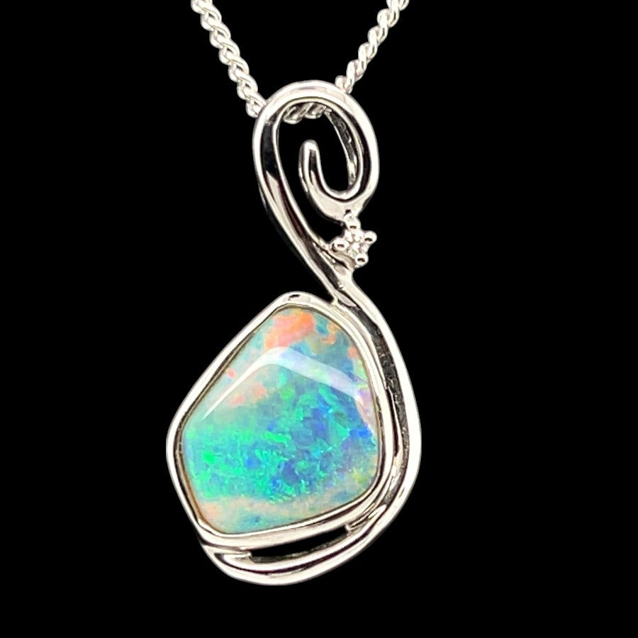 14CT SOLID OPAL PENDANT (SP3351)