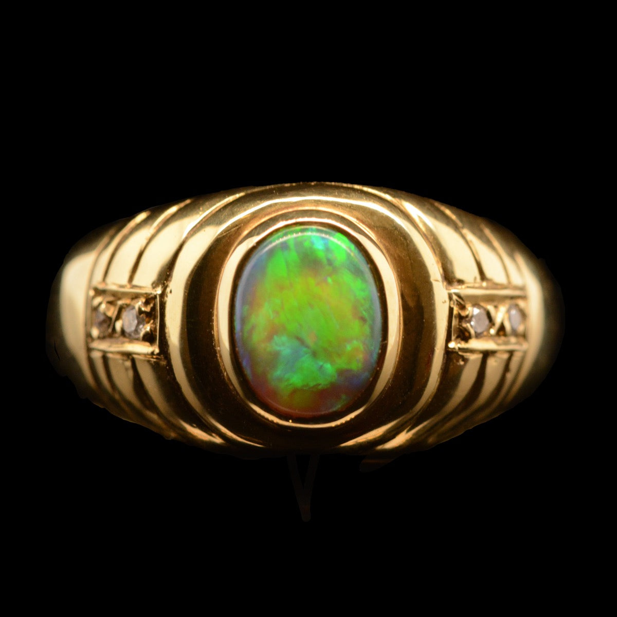 18ct Crystal Opal Ring (sr2016)