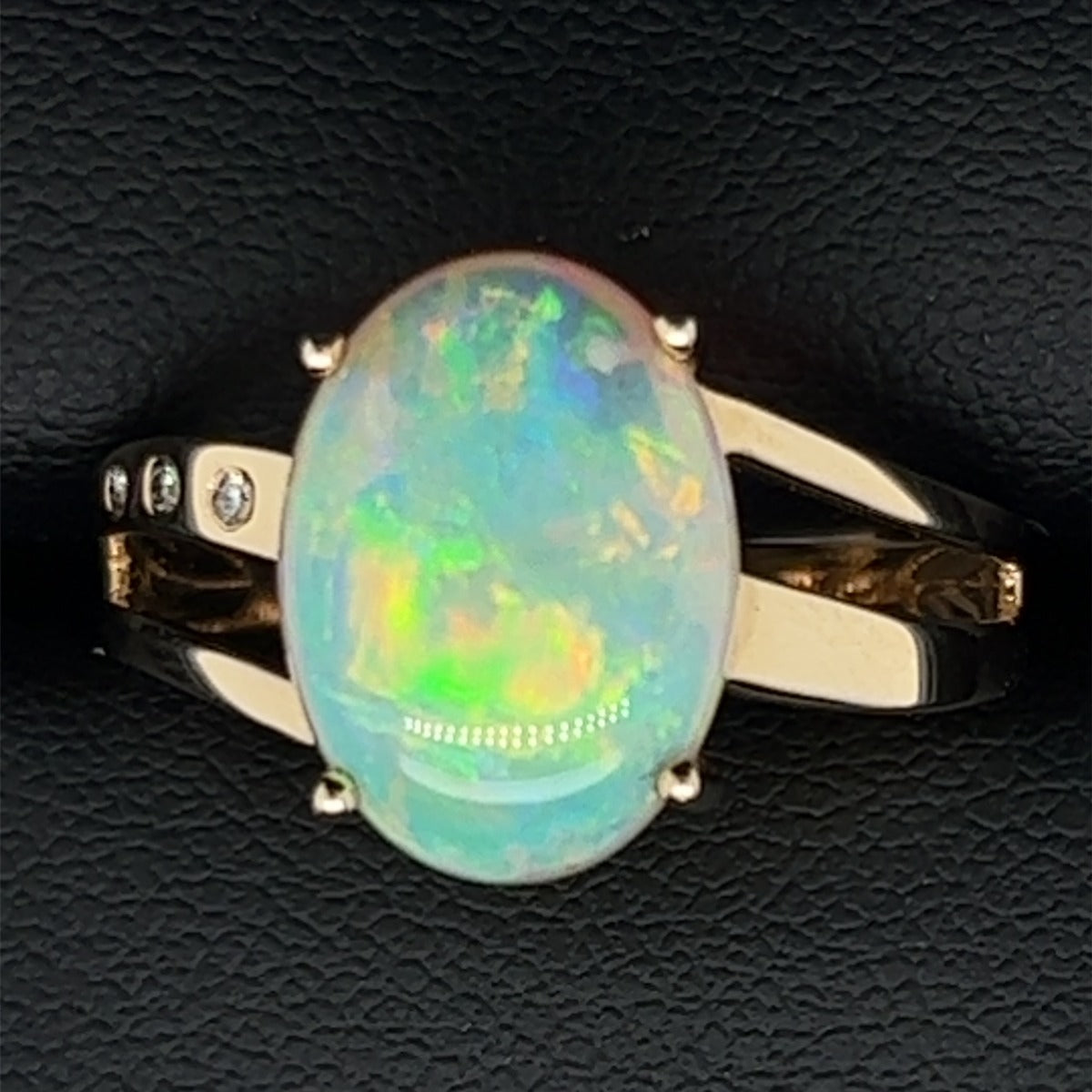 14ct Solid Crystal Opal Ring (SR2018)