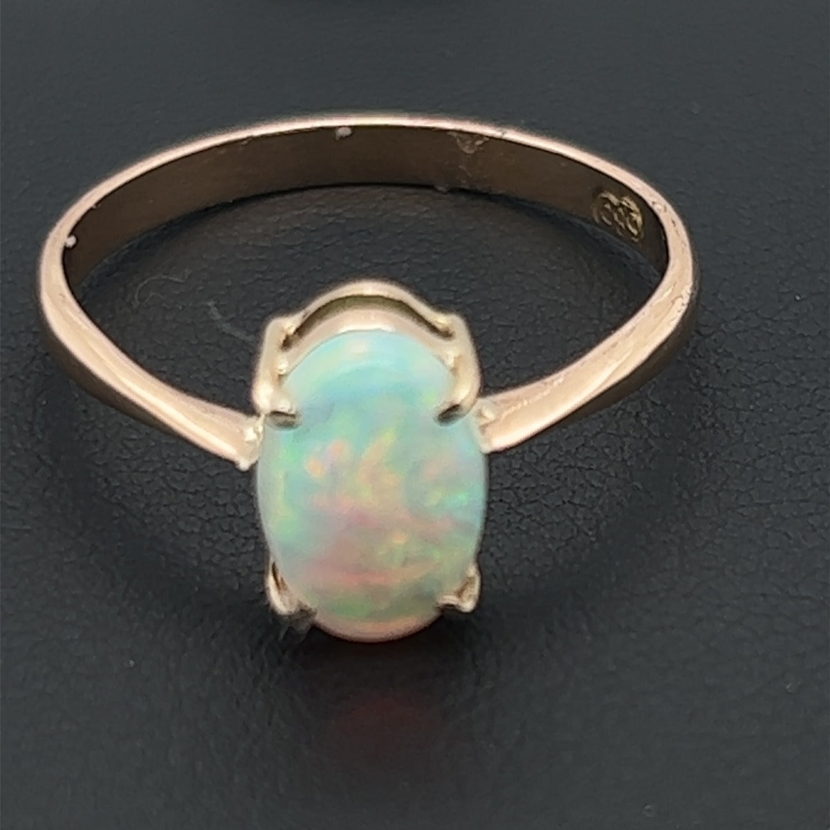 14ct Yellow Gold Solid Opal Ring (sr318)