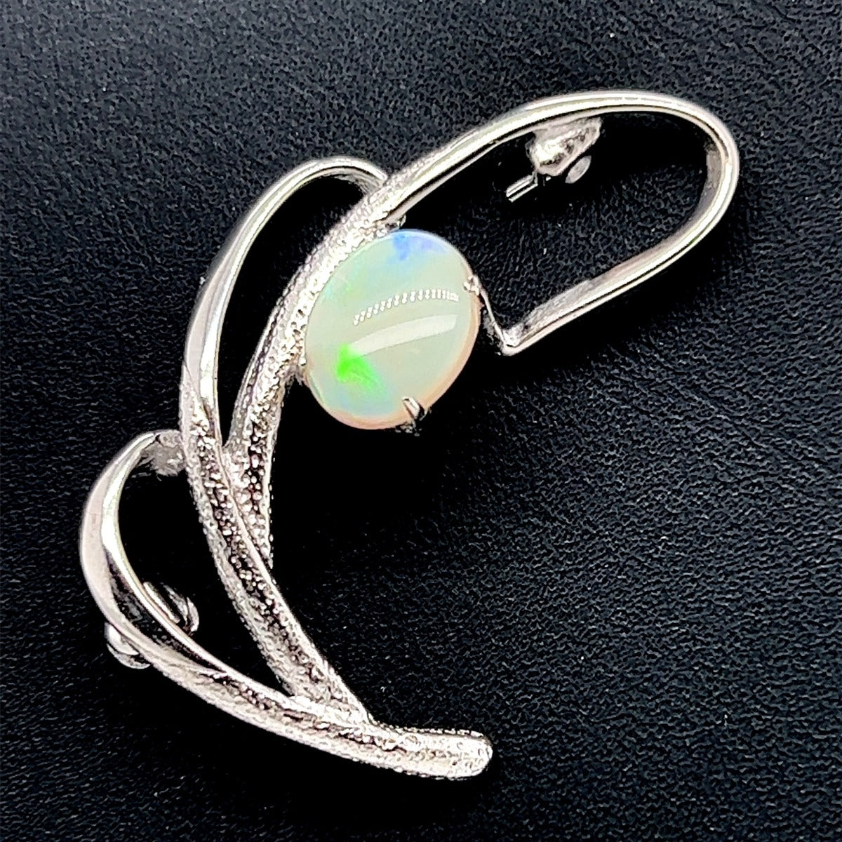 Sterling silver Solid Opal Brooch (sssbro1006)