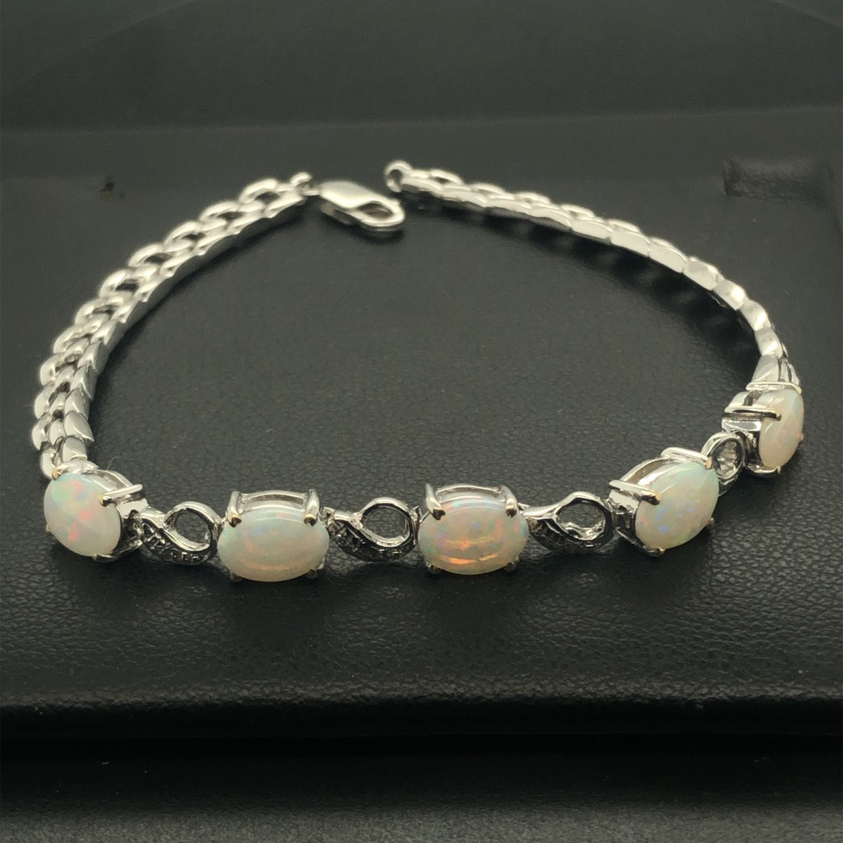 Solid Opal 18ct White Gold Bracelet (sbra1)